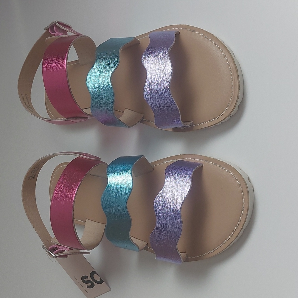 So sandals mutlicolored metallic stranppy sandal big Girls size 4M